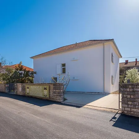 Lägenhet Moderne Strandwohnung In Zentraler Lage Biograd Na Moru