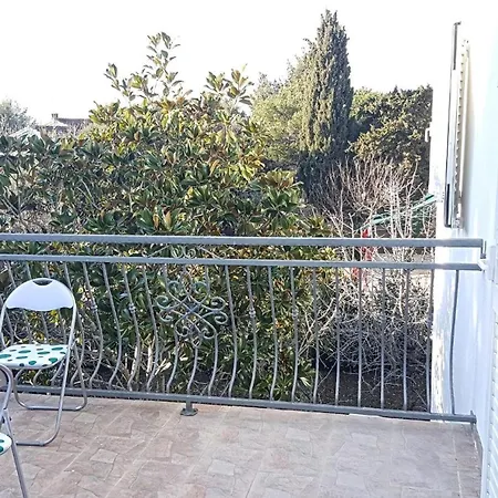Moderne Strandwohnung In Zentraler Lage Biograd Na Moru